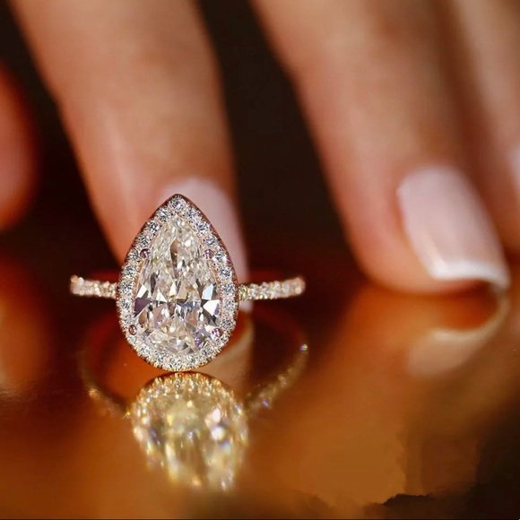 ✨White Sapphire Ring✨ - Picture 2 of 5